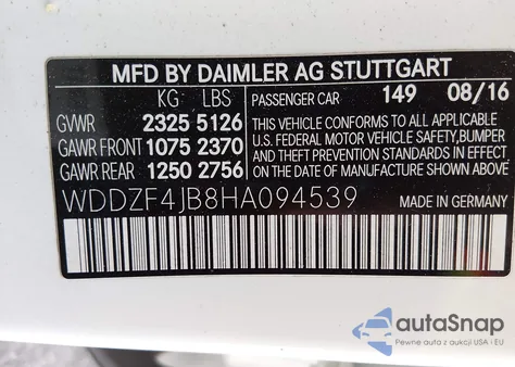 2017 Mercedes-Benz E 300 z USA, uszkodzony, nr VIN WDDZF4JB8HA094539